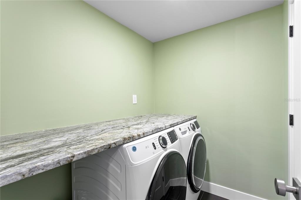 1 Beach Drive Se - Photo 9