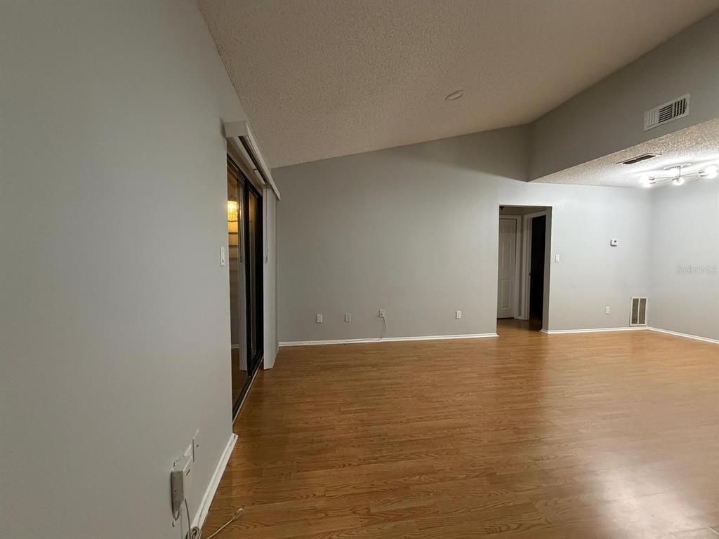 8643 Mallard Reserve Drive - Photo 19