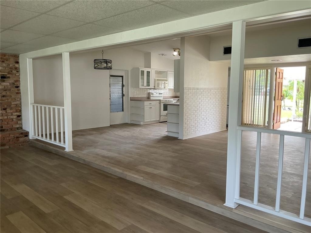 7360 111th Street - Photo 3