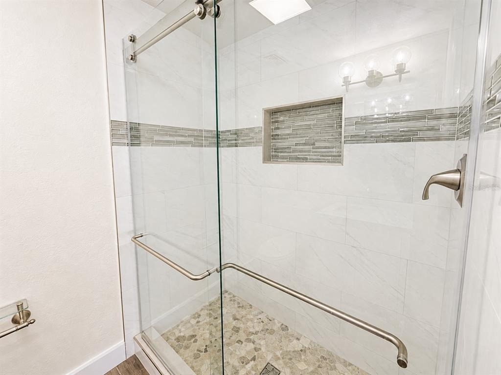 7301 N Dartmouth Avenue - Photo 14