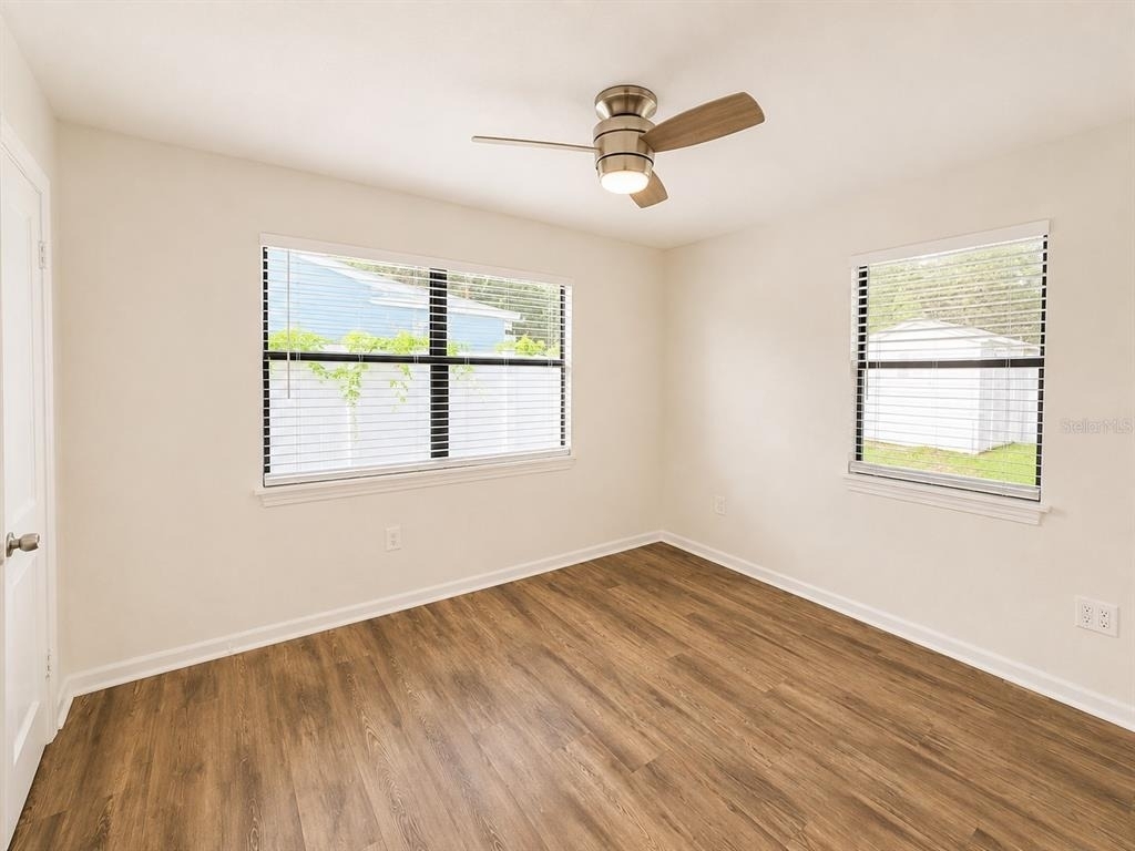 7301 N Dartmouth Avenue - Photo 11