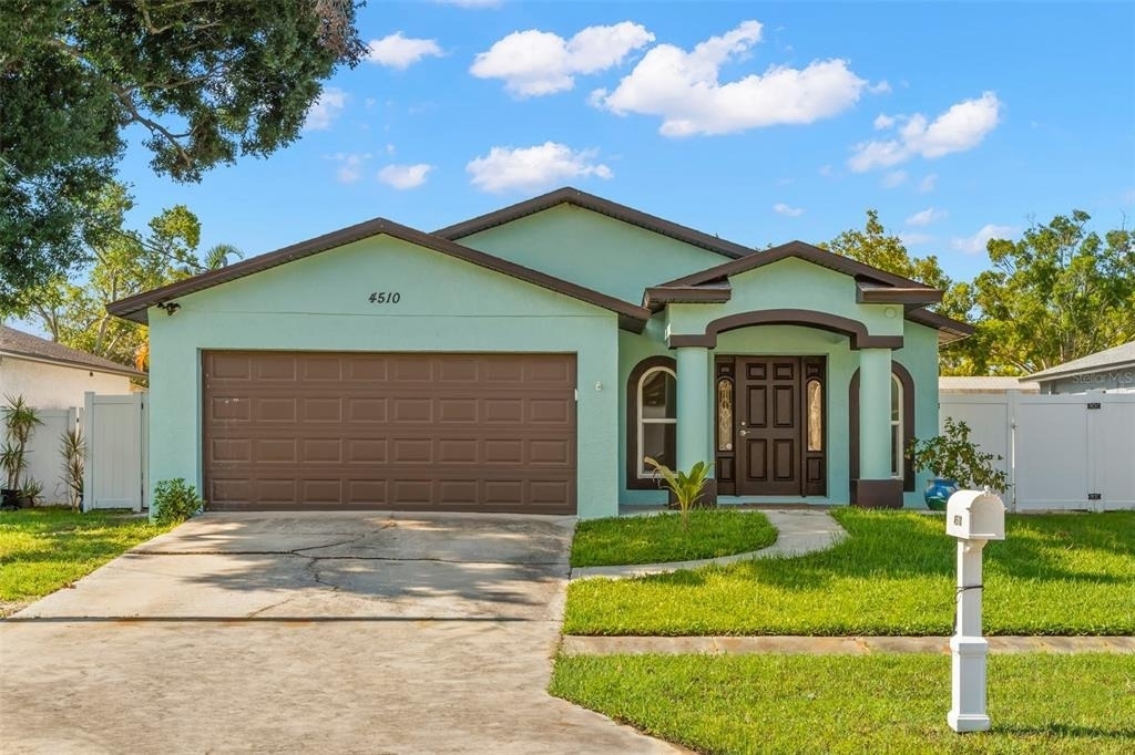 4510 68th Avenue N - Photo 1