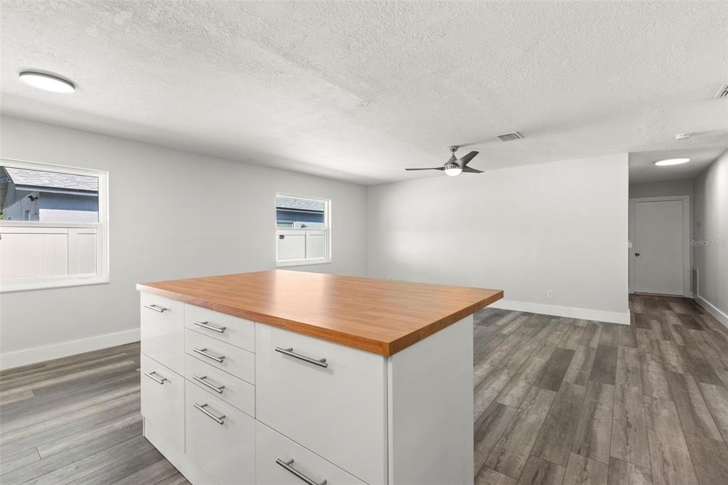 4510 68th Avenue N - Photo 9