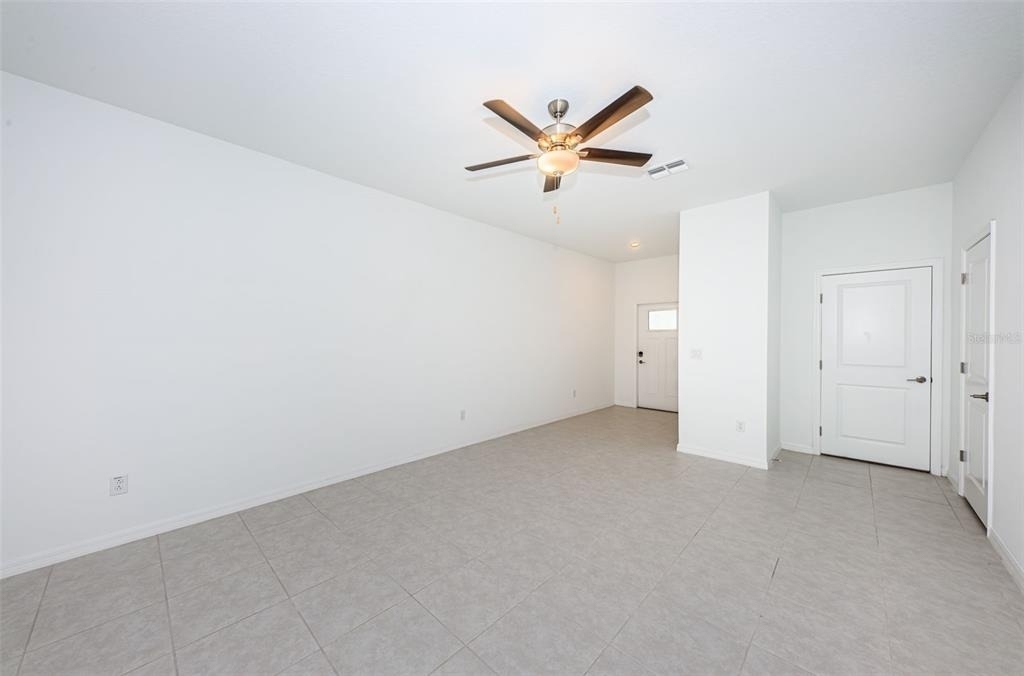 8327 Crescent Oaks Drive - Photo 7