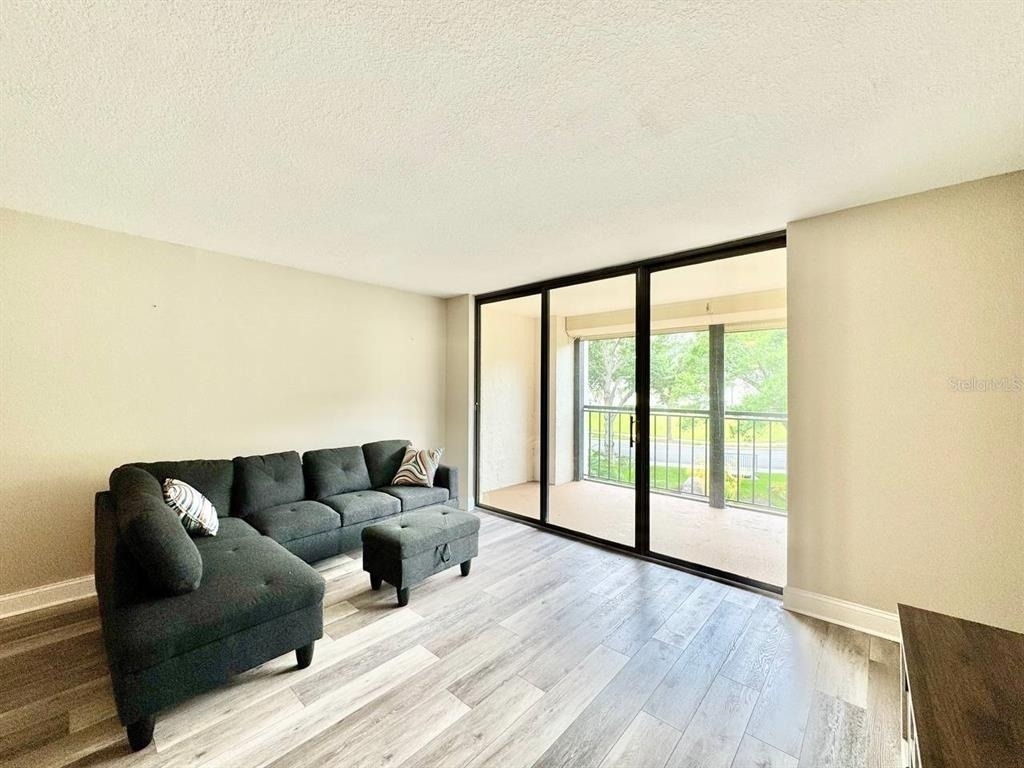 220 Belleview Boulevard - Photo 8