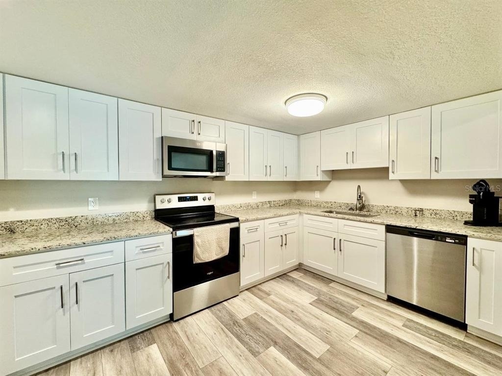 220 Belleview Boulevard - Photo 16