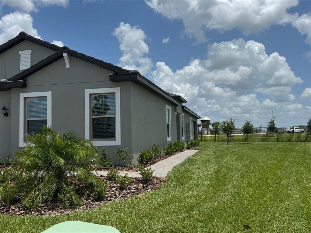 32040 Griffin Sands Ln - Photo 2