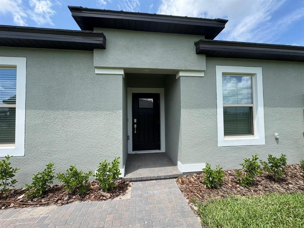 32040 Griffin Sands Ln - Photo 0