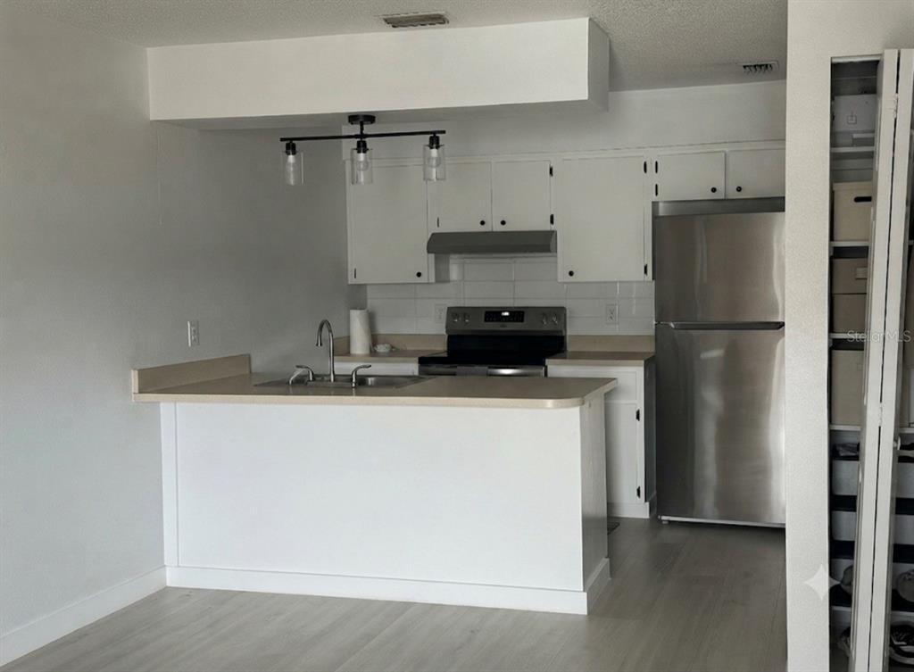 5355 Se 29th Place - Photo 3