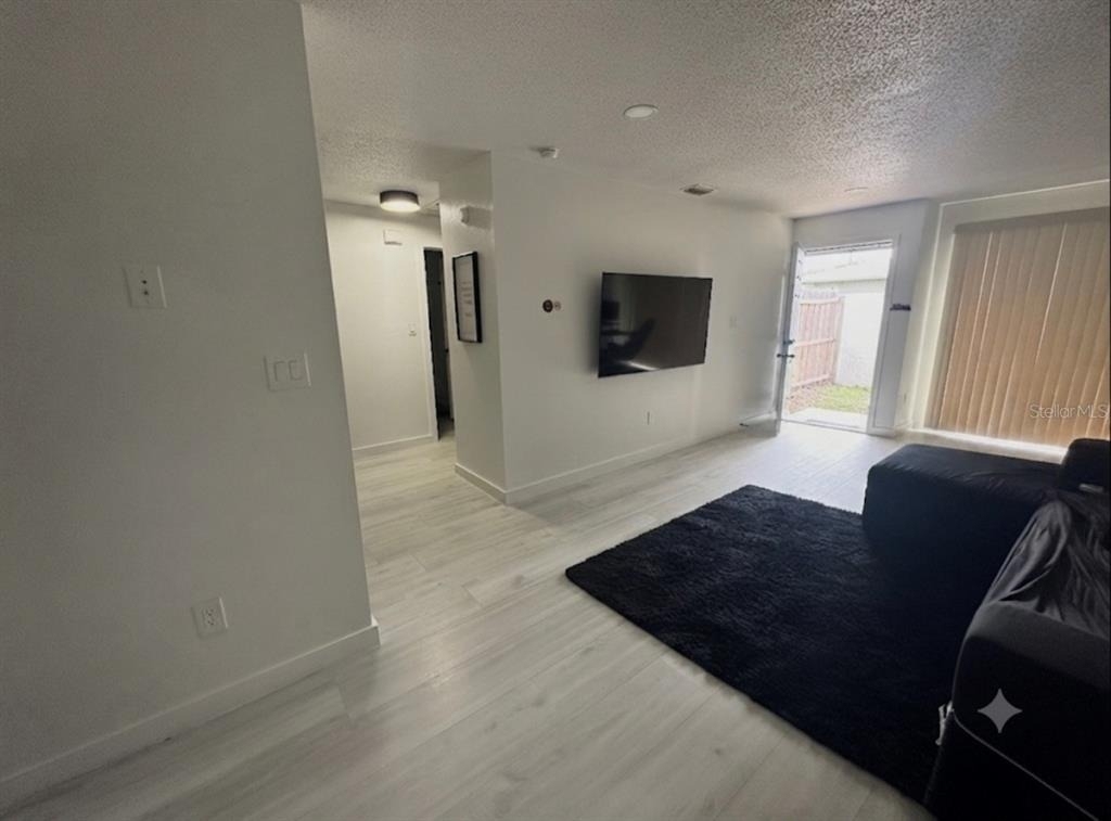 5355 Se 29th Place - Photo 1