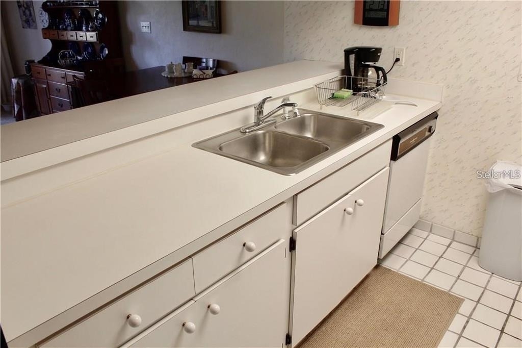 901 Tennis Way - Photo 7