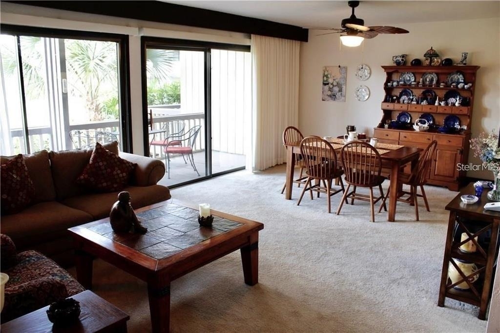 901 Tennis Way - Photo 2