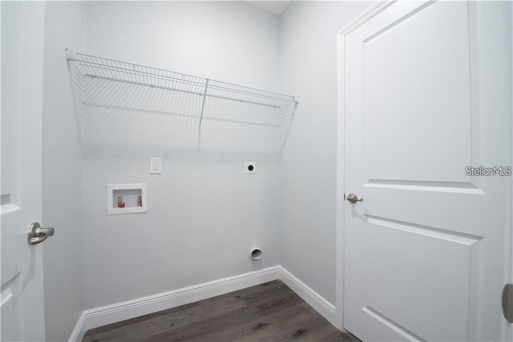 574 Geraldine Drive - Photo 7