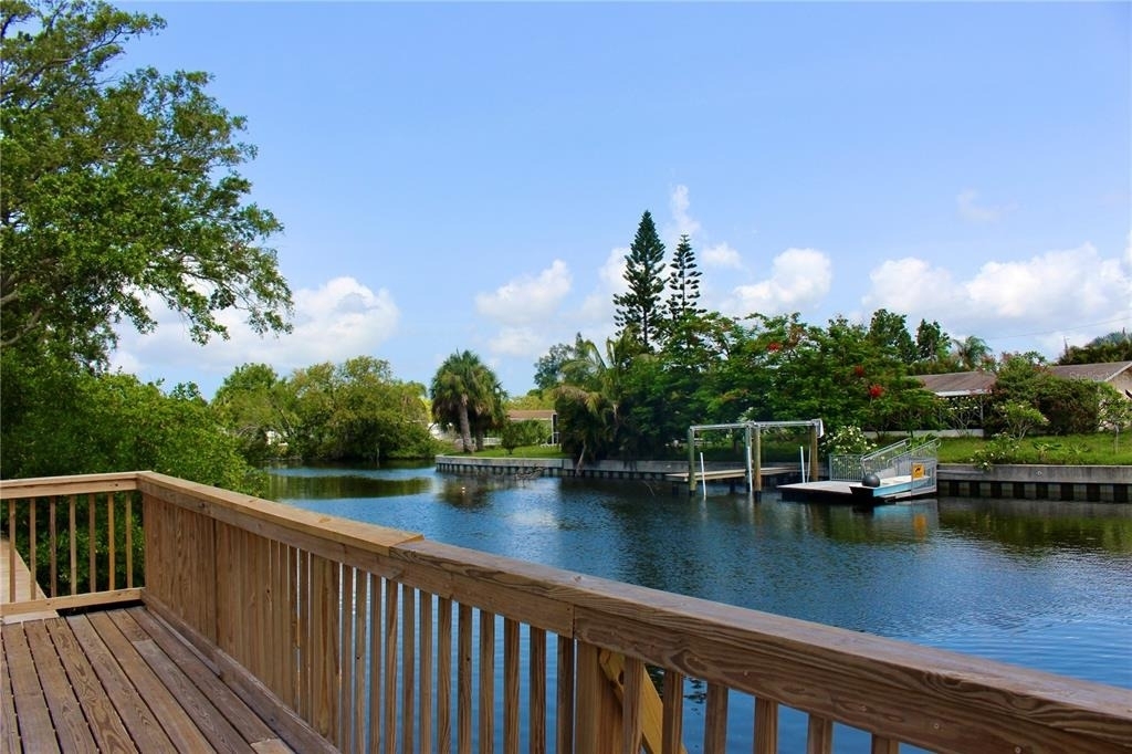 9101 Tudor Drive - Photo 26