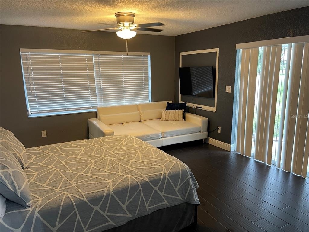 2101 Palm Boulevard - Photo 4