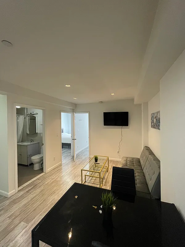West 48th Street - Photo 3