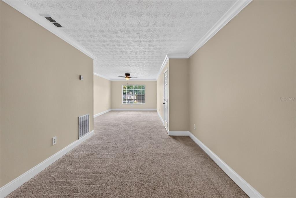 5301 Hansel Avenue - Photo 4