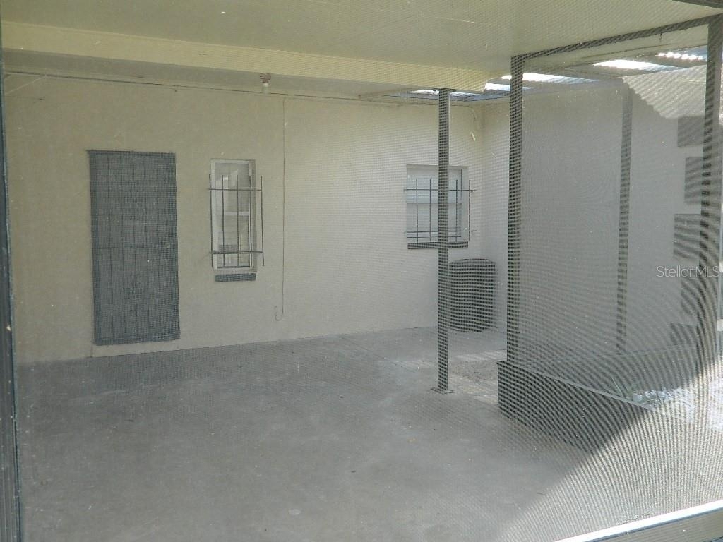 944 Kensington Drive - Photo 22