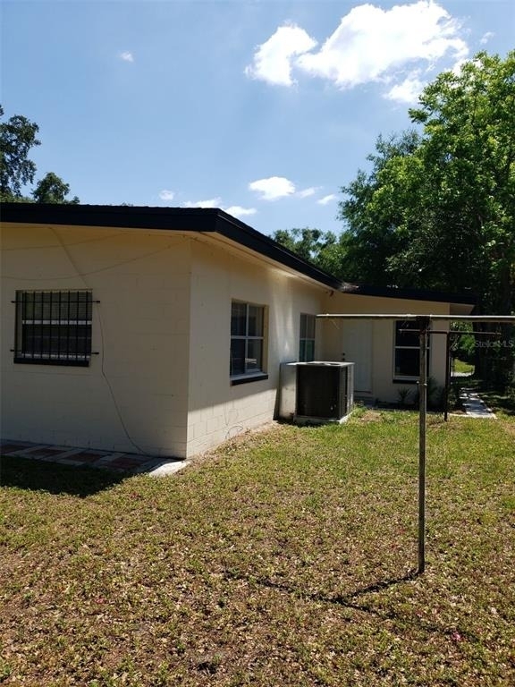 944 Kensington Drive - Photo 23