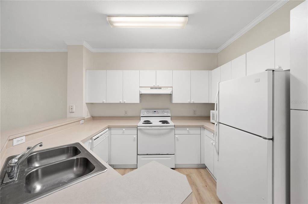 3593 Conroy Road - Photo 10