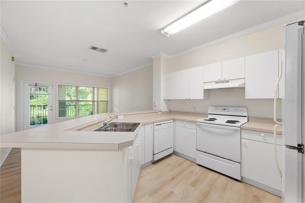 3593 Conroy Road - Photo 11