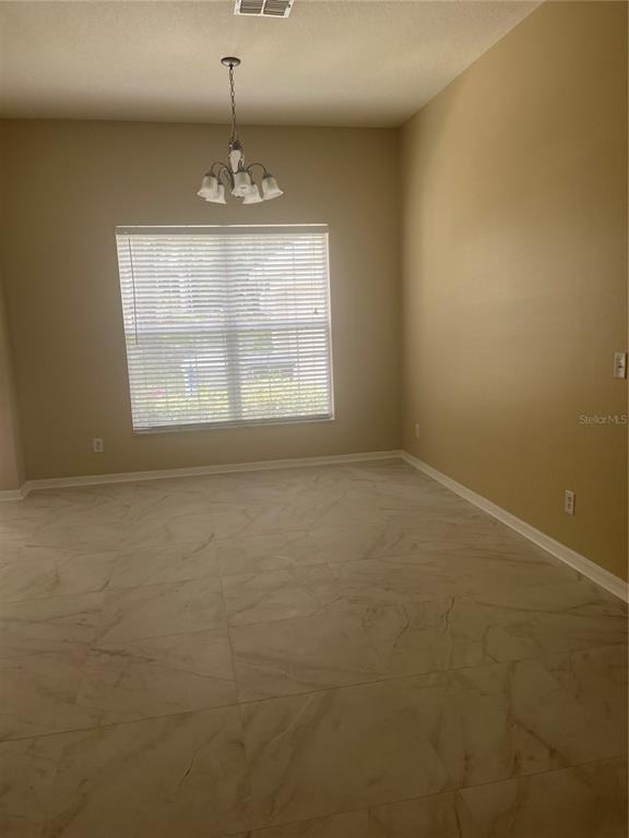 375 Maudehelen Street - Photo 3