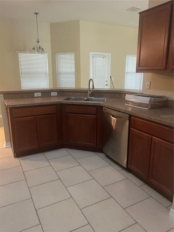 375 Maudehelen Street - Photo 6