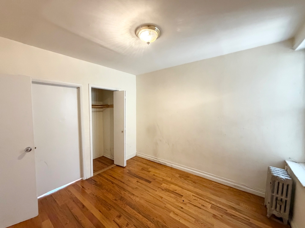 1729 Edison Avenue - Photo 1
