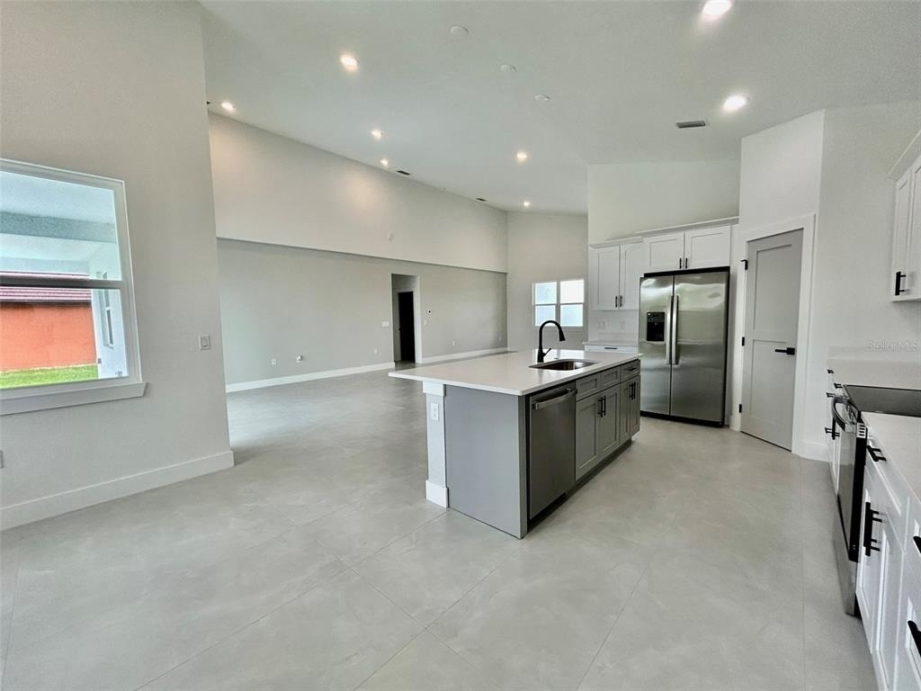 8181 Tecumseh Circle - Photo 12