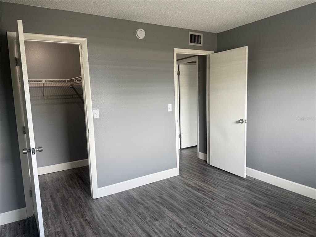 900 70th Street N - Photo 9