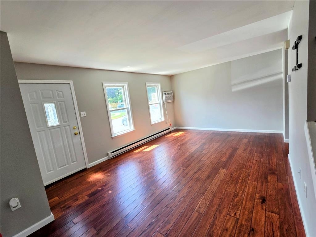 5657 Wood Lane - Photo 3