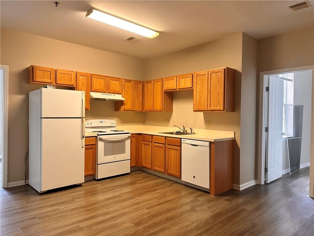 79 W Market Street - Photo 1