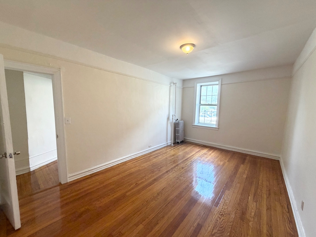480 Warburtin ave  - Photo 3