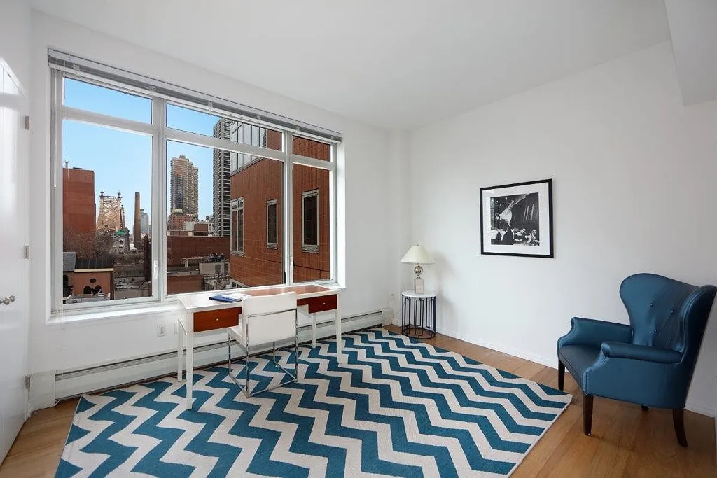 East 59th Street - Photo 1