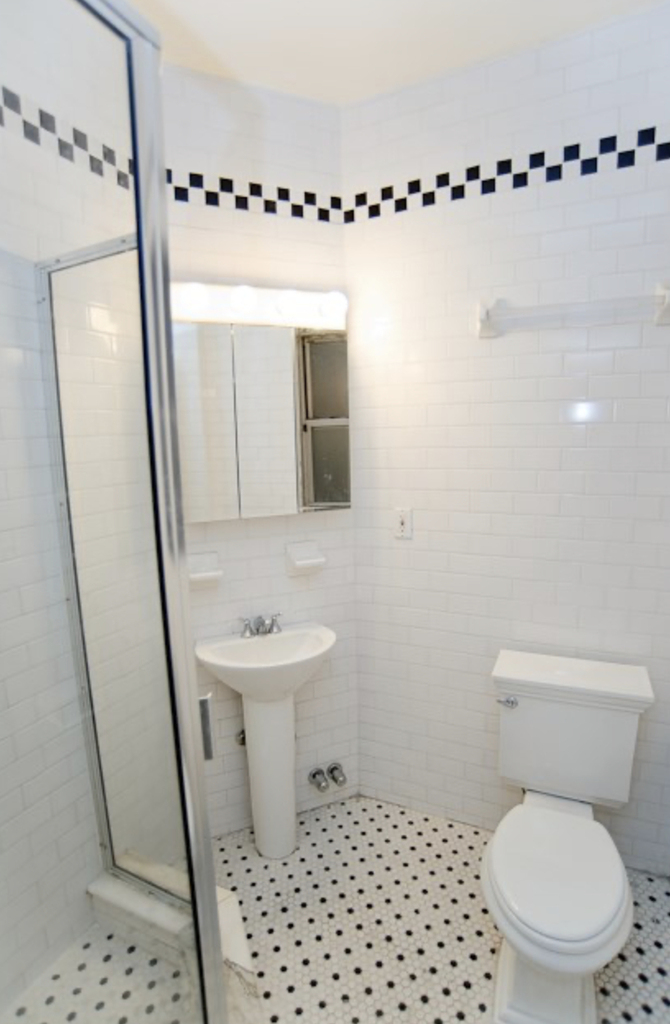 East 31st Street - Photo 6