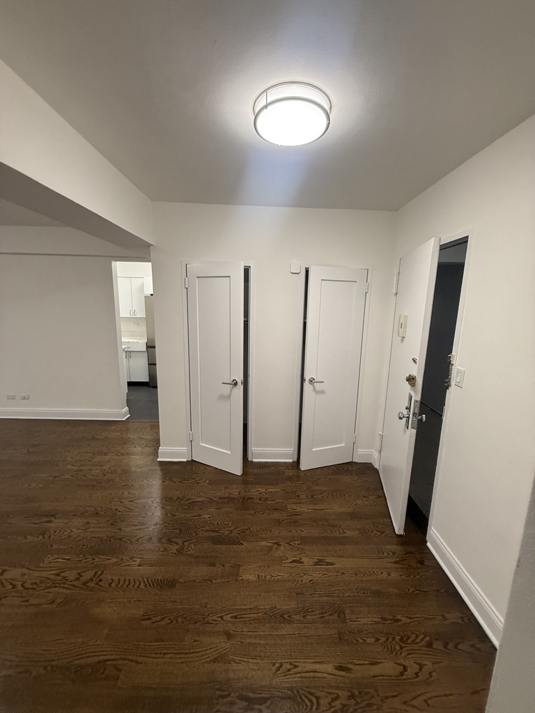 157 East 57th Street - Photo 7