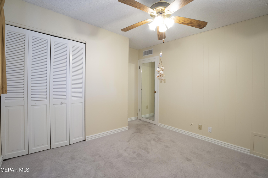 10125 Chezelle Drive - Photo 16