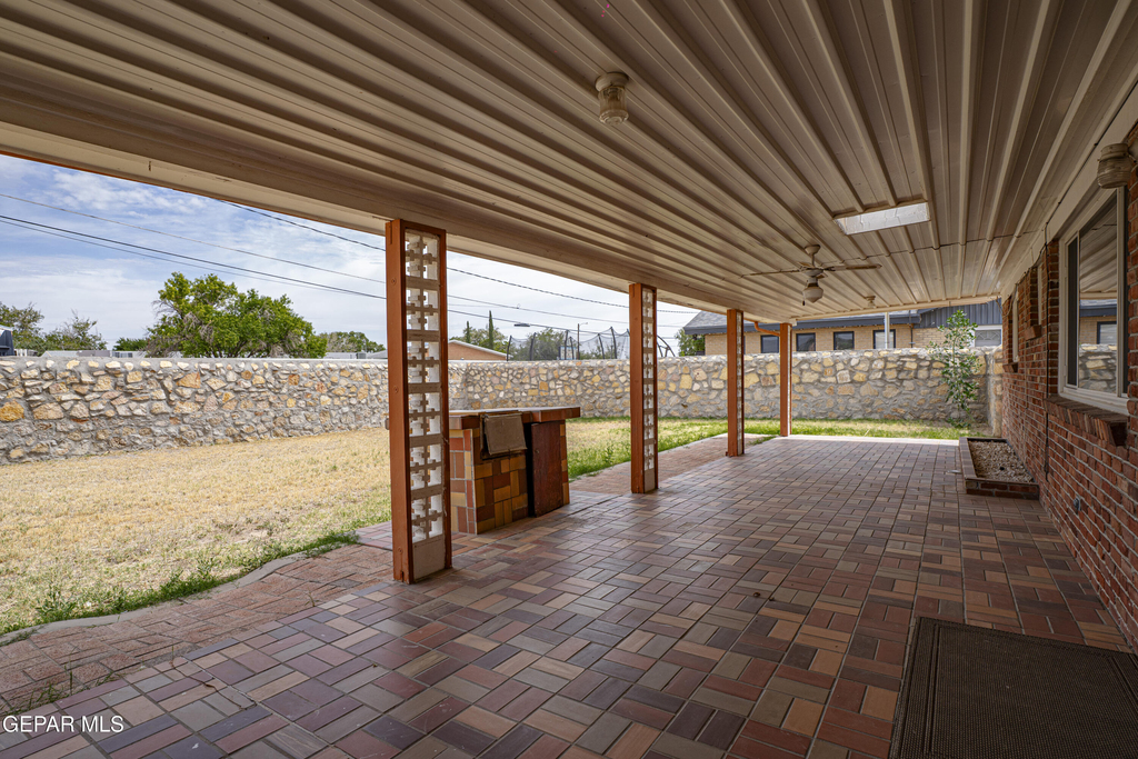 10125 Chezelle Drive - Photo 27