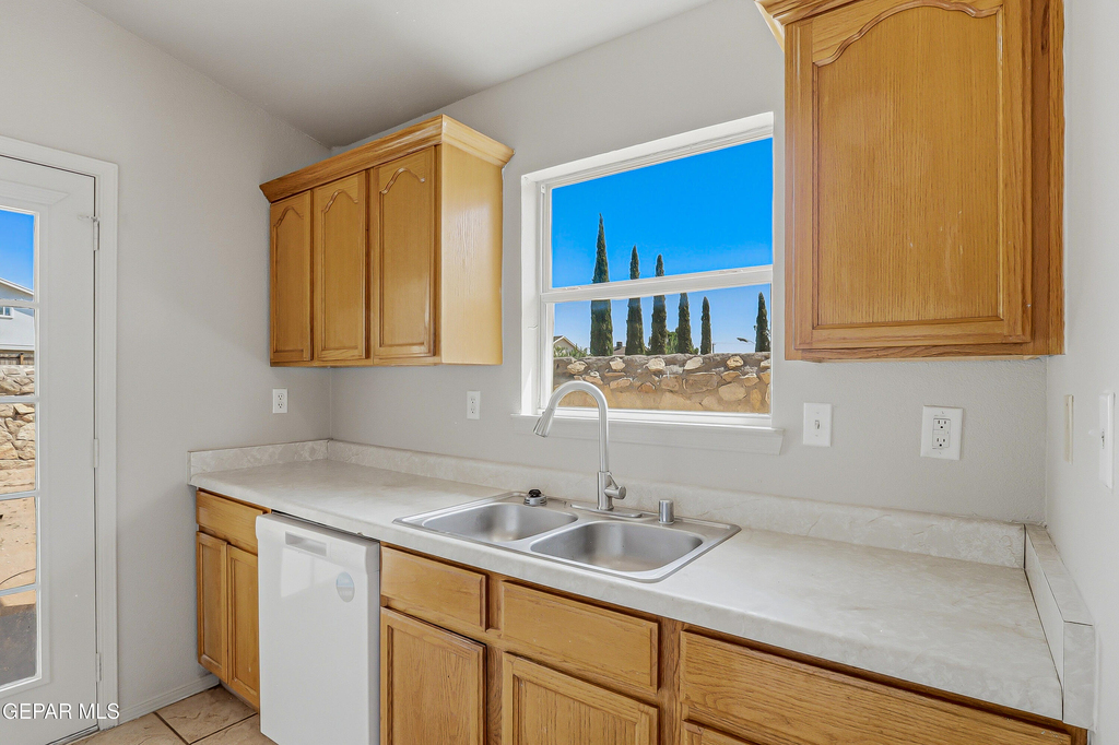 12353 Tierra Apache Road - Photo 5