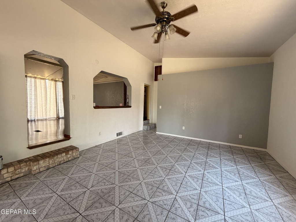 12760 Crisantemo Drive - Photo 3