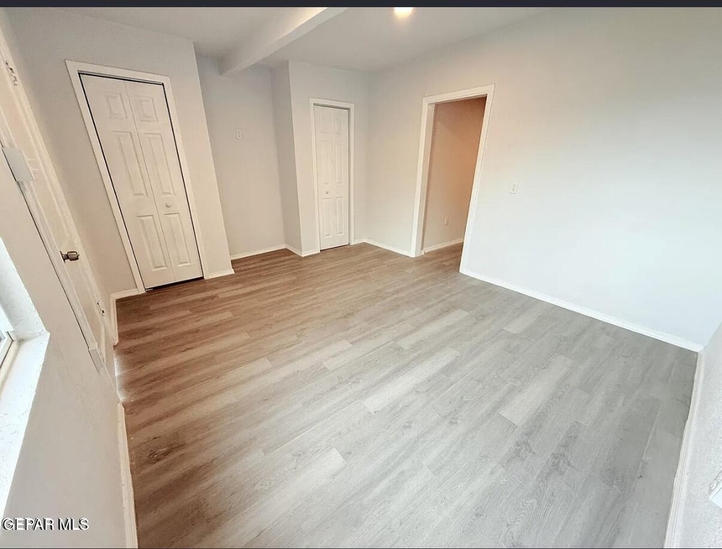 5658 Dailey Avenue - Photo 6