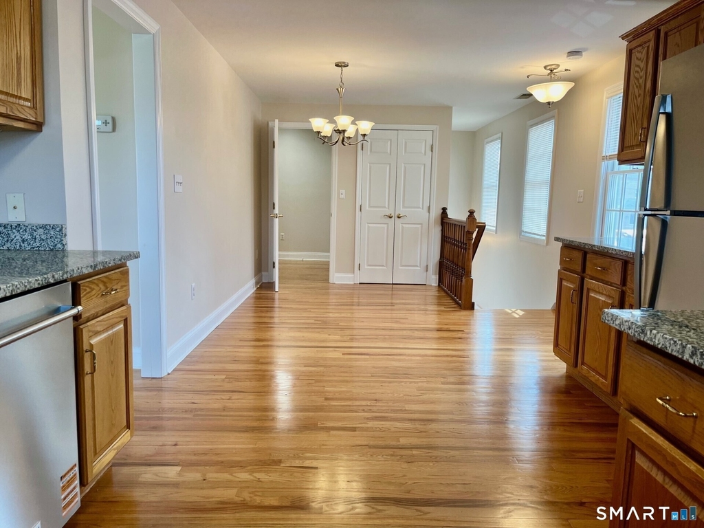 56 East Avenue - Photo 4