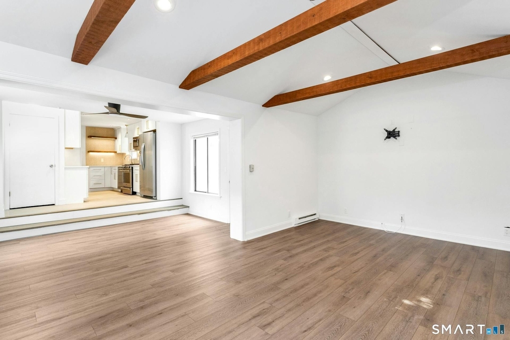 124 Minturn Place - Photo 6