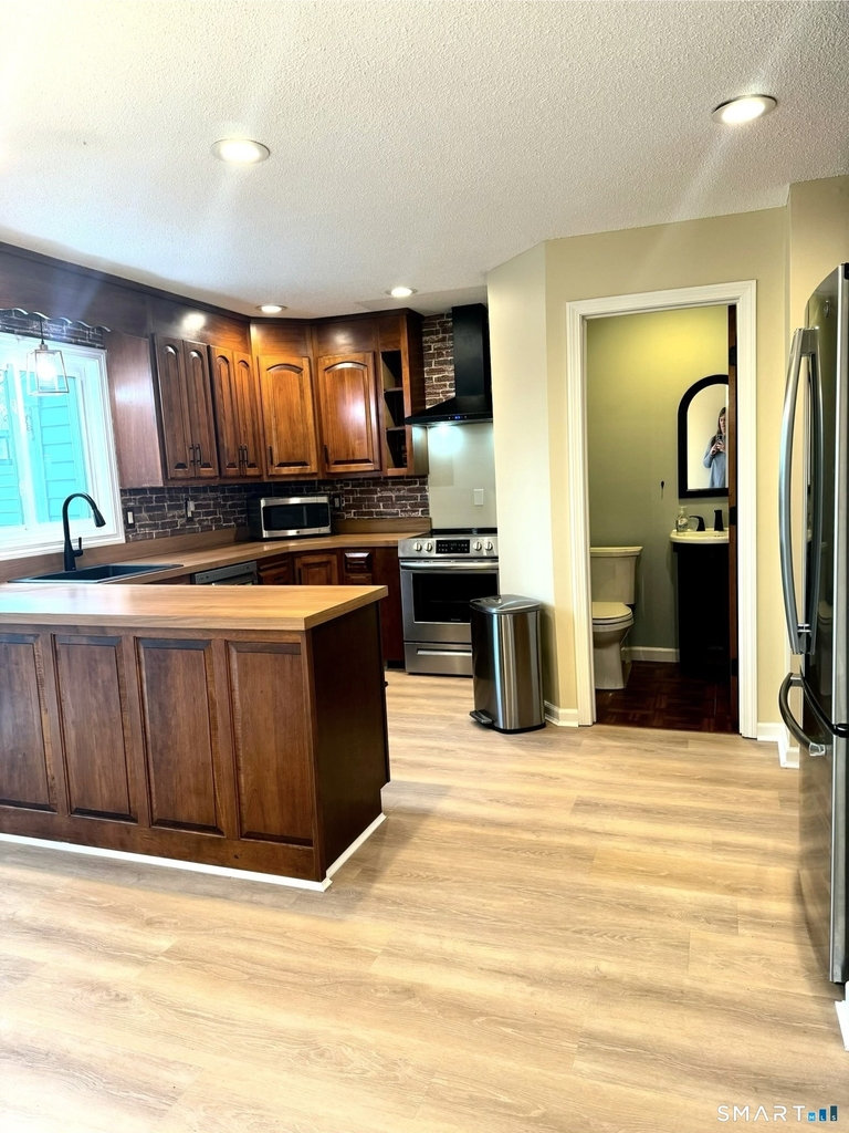611 Ocean Avenue - Photo 3