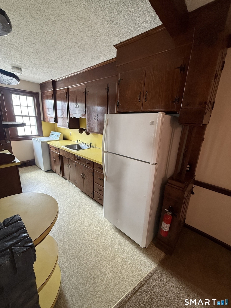 368 Main Street - Photo 3