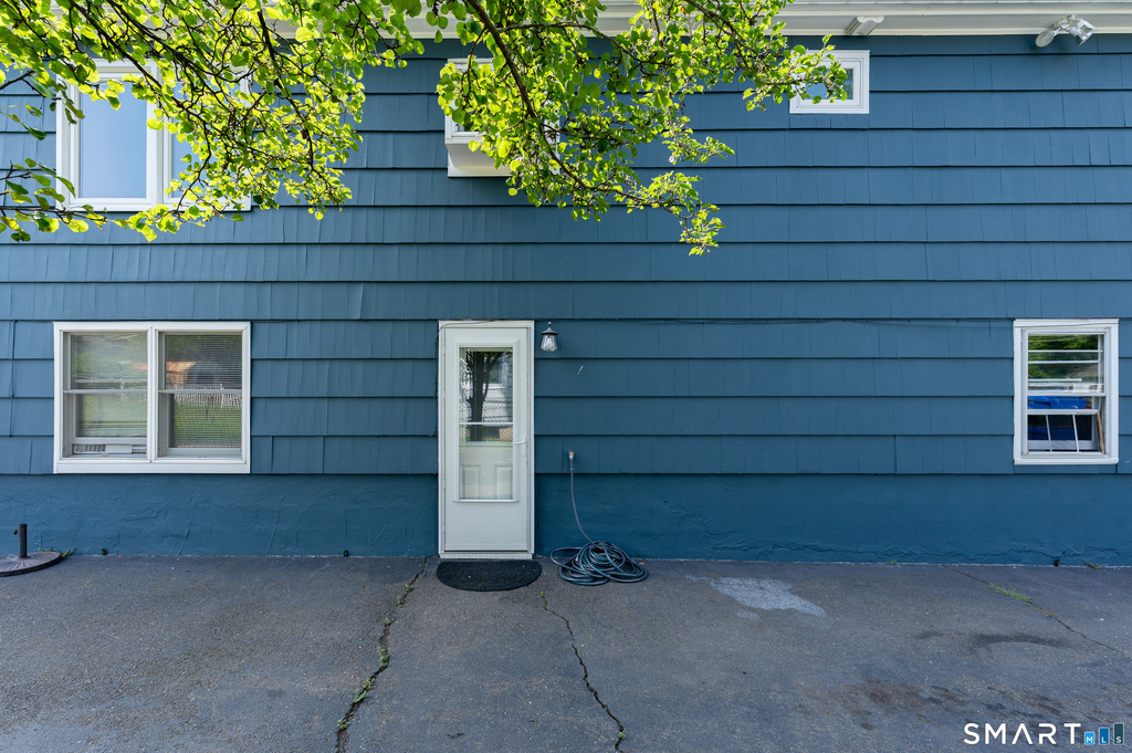4 Yale Street - Photo 1