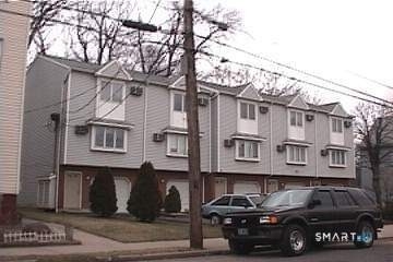 63 Hicks Street - Photo 0