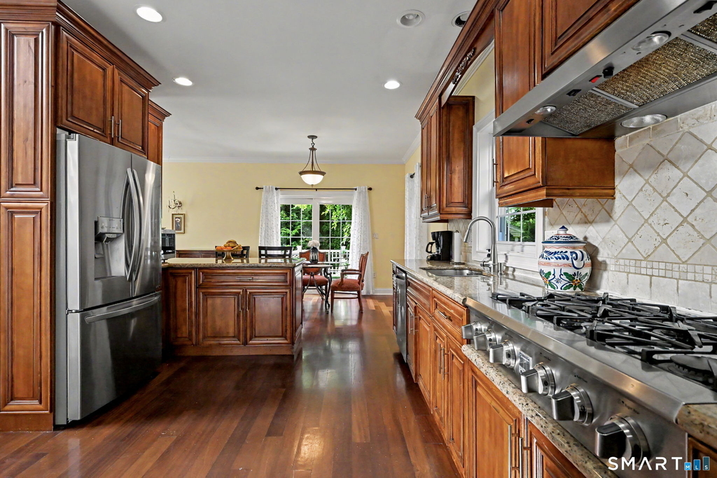 56 Barholm Avenue - Photo 6