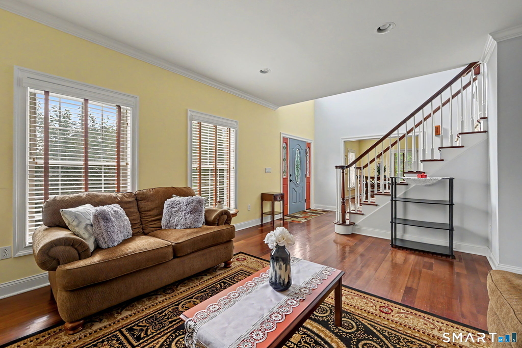56 Barholm Avenue - Photo 3