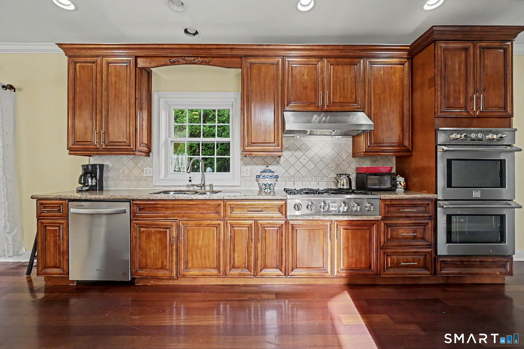 56 Barholm Avenue - Photo 7